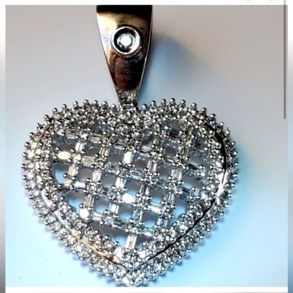 Heart pendant 14k-585 solid Gold and earth natural sparkling Diamonds Heart - Picture 3 of 9